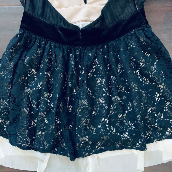 ASOS Petite Black & Cream Sheer Lace Open Back Halter Top Prom Dress | Size: 6/8 - Picture 8 of 11